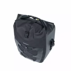 BASIL Navigator Waterproof L Single Pannier Bag 11 BASIL Navigator Waterproof L Single Pannier Bag -Sähköpyörät myymälä 272CCF46C1796CACE748C0A5AC50C7A5