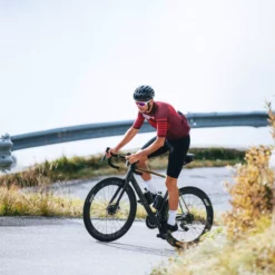 Castelli FREE AERO RC BIBSHORT -Sähköpyörät myymälä 5A58396A638BA863E52B5F4ED1C2E255