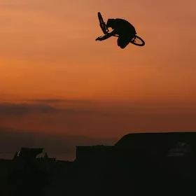 Loose Riders HERITAGE Women’s Long Sleeve MTB Shirt 8 Loose Riders HERITAGE Women’s Long Sleeve MTB Shirt - Image 6