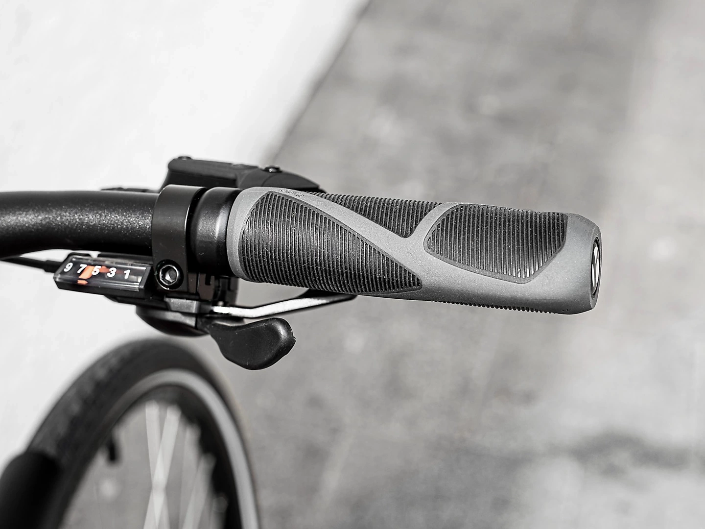 Trek FX 2 Disc Equipped 8 Trek FX 2 Disc Equipped - Image 6