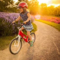 Woom 3 – Punainen -Sähköpyörät myymälä products IMG 4945 1920x 2