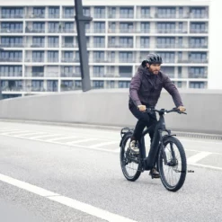 Riese & Muller Charger4 Vario 13 Riese & Muller Charger4 Vario -Sähköpyörät myymälä riesemuller charger4