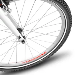 WOOM 6 Tummansininen Ennakkotilaus 13 WOOM 6 Tummansininen Ennakkotilaus -Sähköpyörät myymälä woom 6 kevyt alumiininen lastenpyora 26 renkailla 2